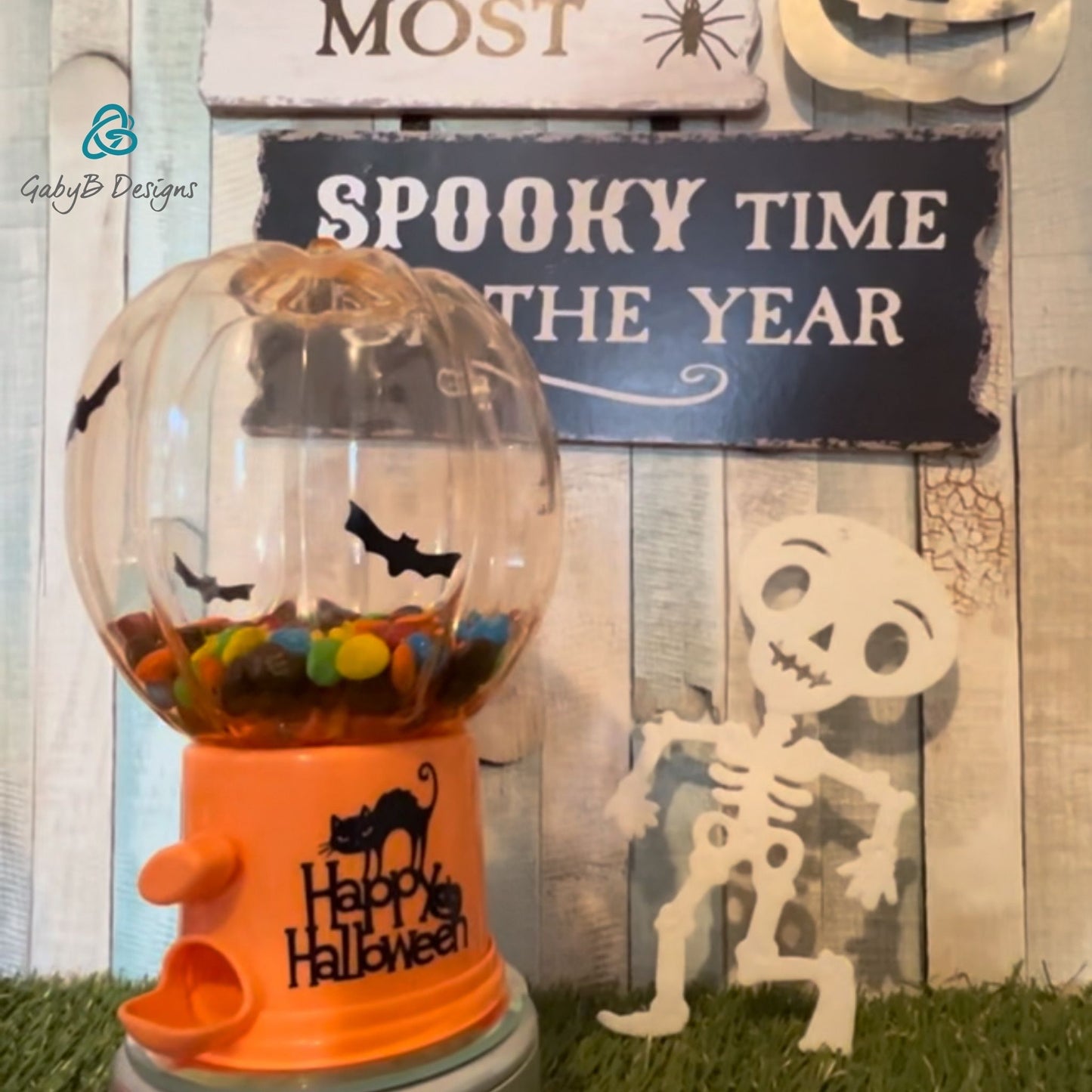 Custom Halloween Pumpkin Candy Dispenser – Personalized Trick-or-Treat Gumball Machine