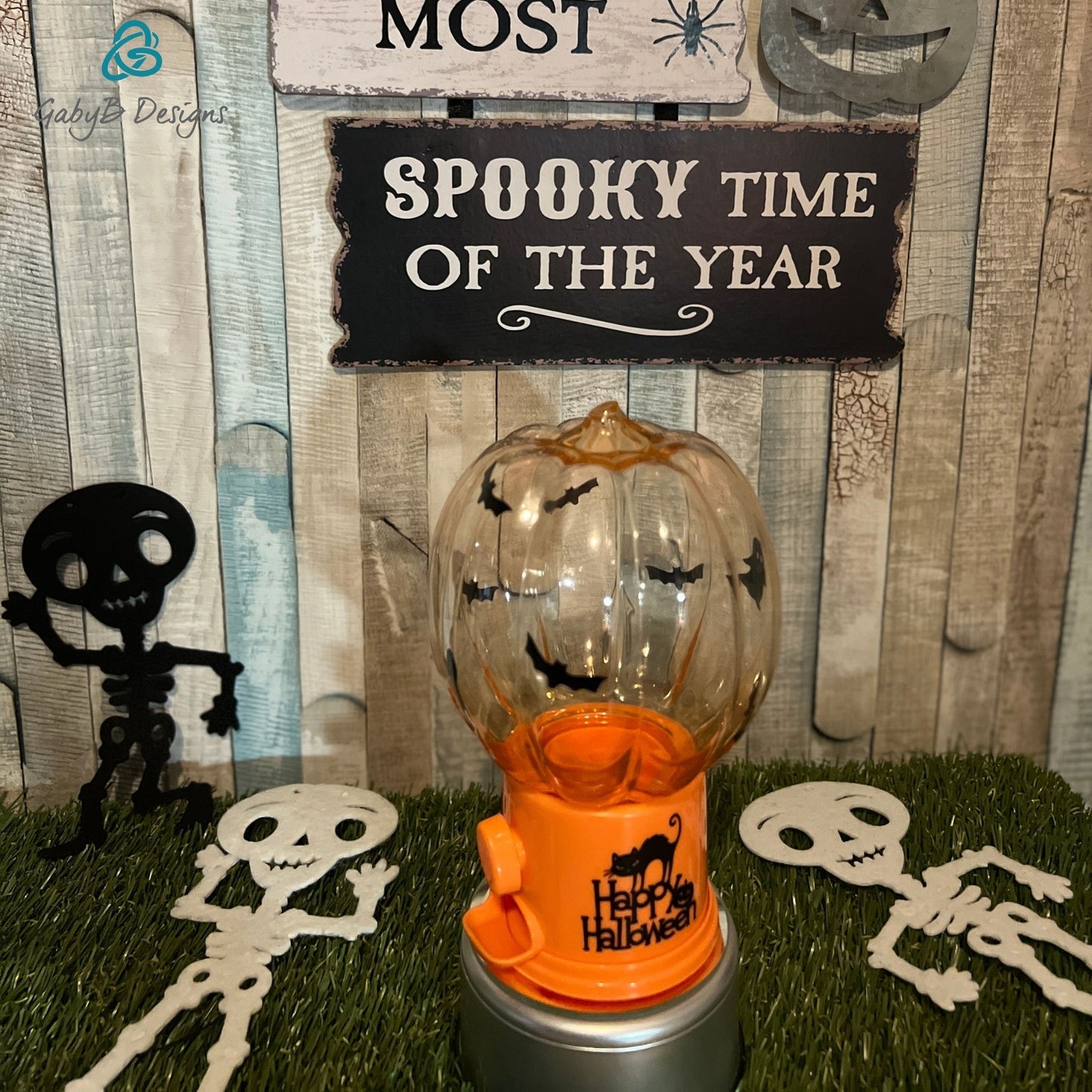 Custom Halloween Pumpkin Candy Dispenser – Personalized Trick-or-Treat Gumball Machine
